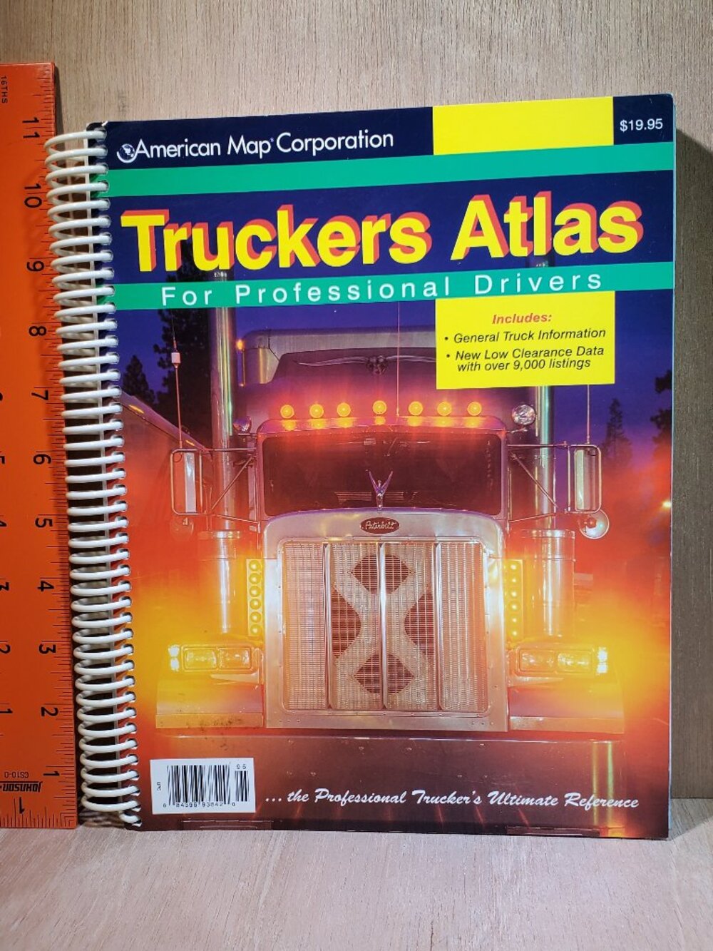 VINTAGE AMERICAN MAP CORP. TRUCKERS ATLAS FOR PROFESSIONAL DRIVERS..1999 EDITION